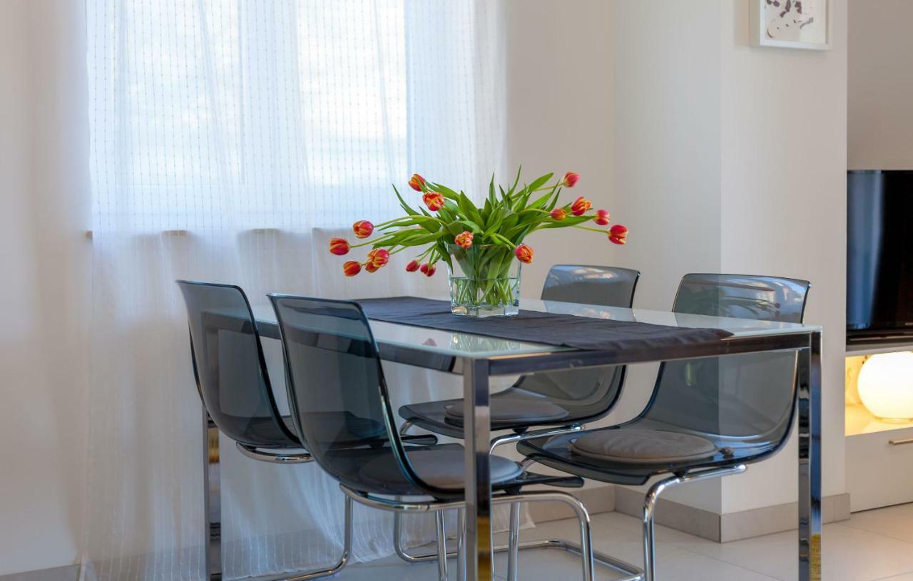 Olive Tree Apartments بودْسْتغانا الغرفة الصورة