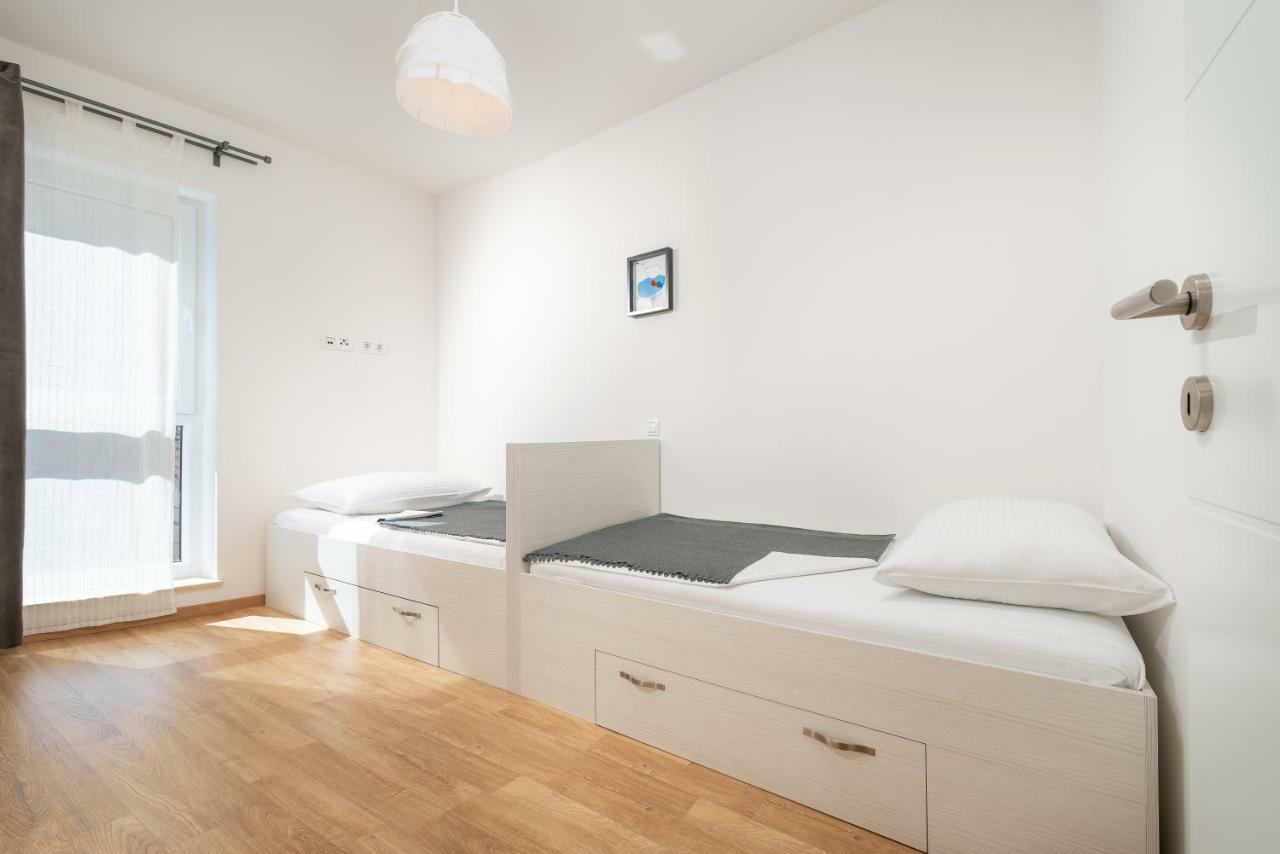 Olive Tree Apartments بودْسْتغانا الغرفة الصورة